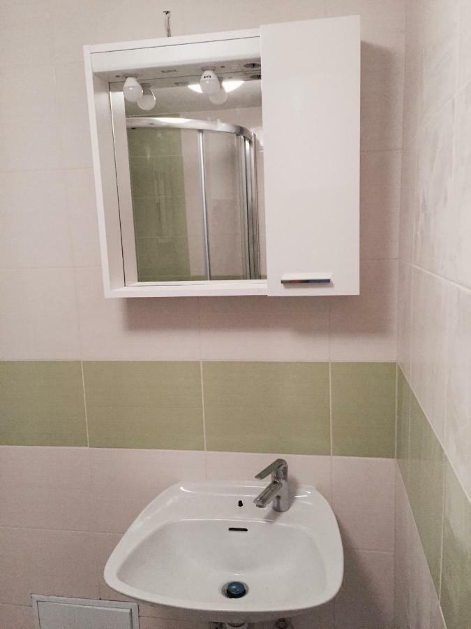 פודסטראנה Apartments Leptiric מראה חיצוני תמונה